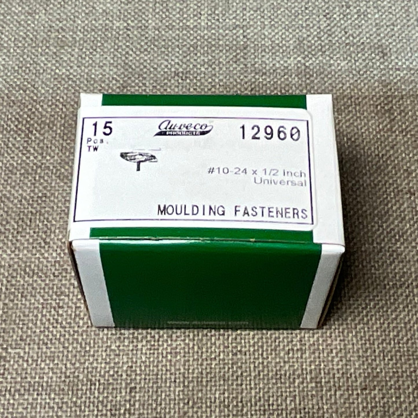 15 Universal Clips "WITH NUTS" Auveco 12960 GM: 3744999, Chry: 1758099