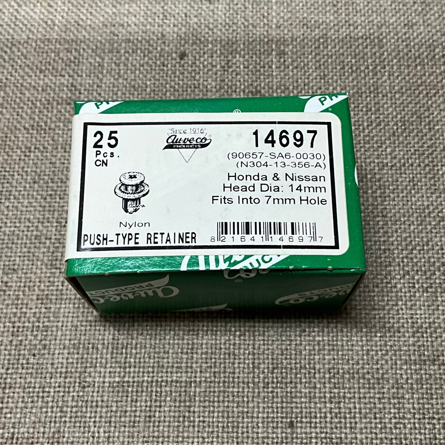 25 Black Nylon Push-Type Retainers Auveco 14697 Honda: 90657-SA6-0030 Mazda GM
