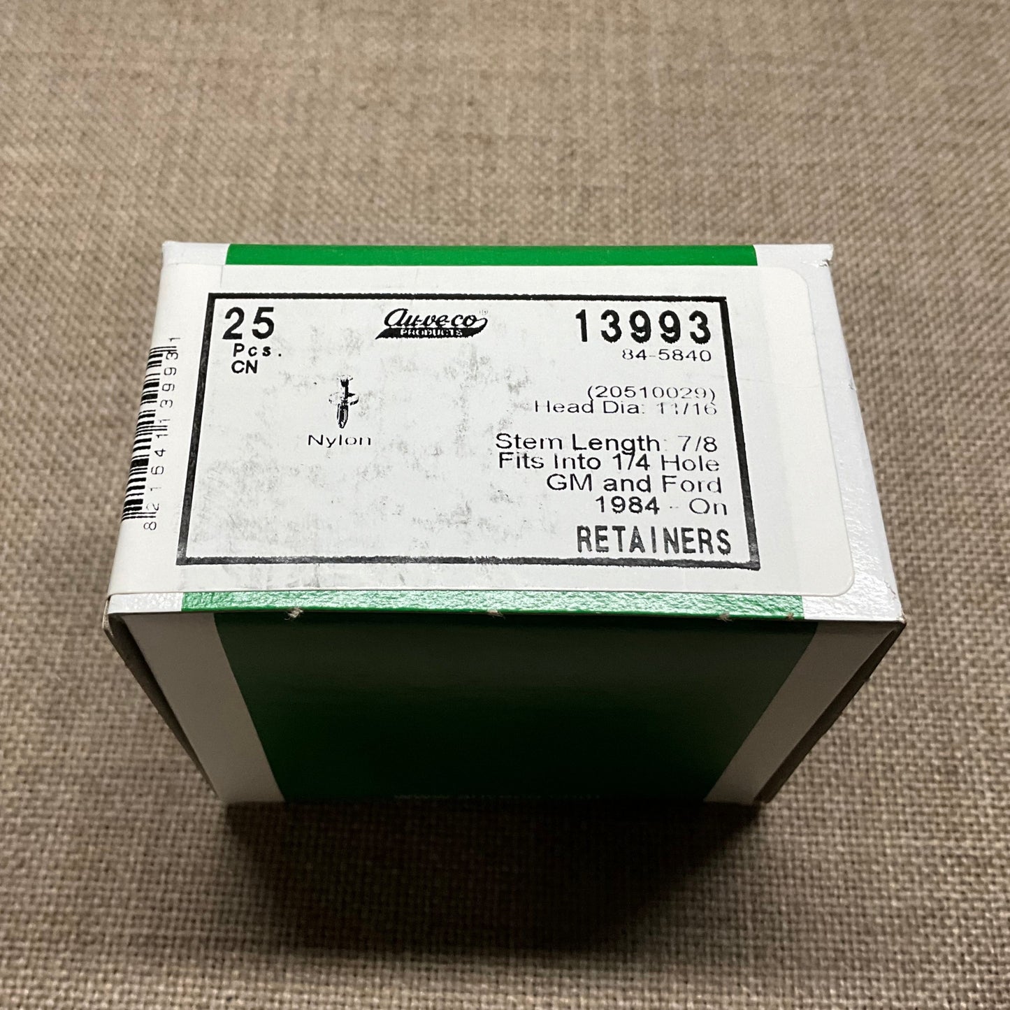 25 Body Retainers Auveco 13993 GM : 20510029 Ford : N803362-S Chry : 34202672