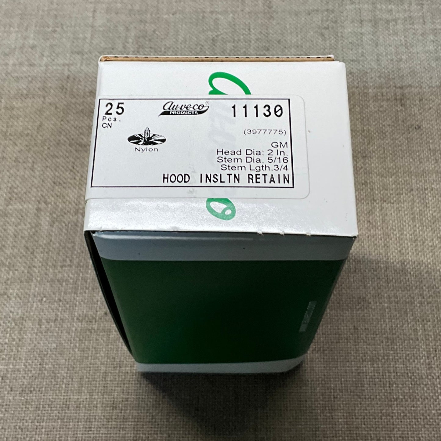 25 Hood Insulation Retainers Auveco 11130 GM: 3078511 ; 3977775 From 1964 on