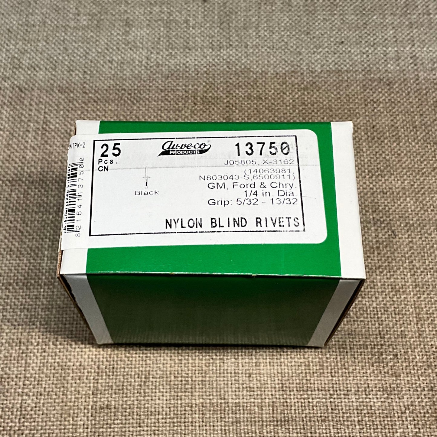 25 Nylon Blind Rivets Auveco 13750 For GM-14063981 Ford-N803043-S Chry-6500911