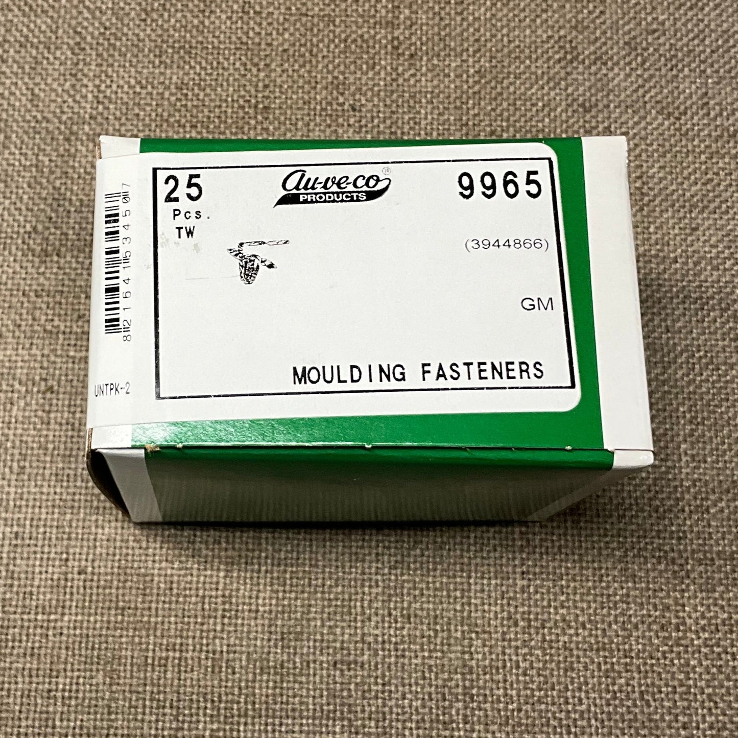 25 Universal Type Moulding Fasteners Auveco 9965 GM: 3944866 ; 1244839