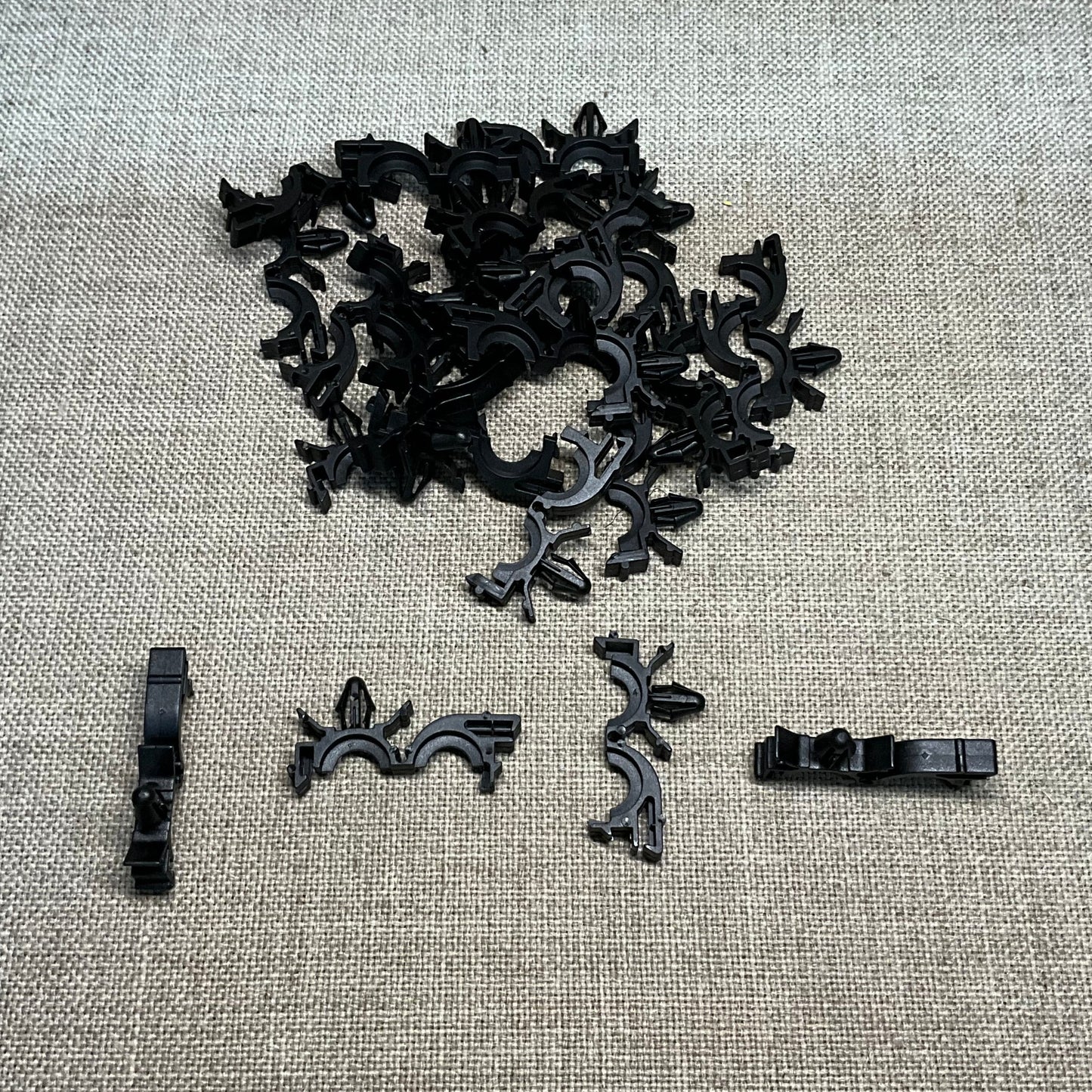 25 Wire Loom Routing Clips Auveco 14544 OEM FOR GM : 8911473 Truck Auto ATV