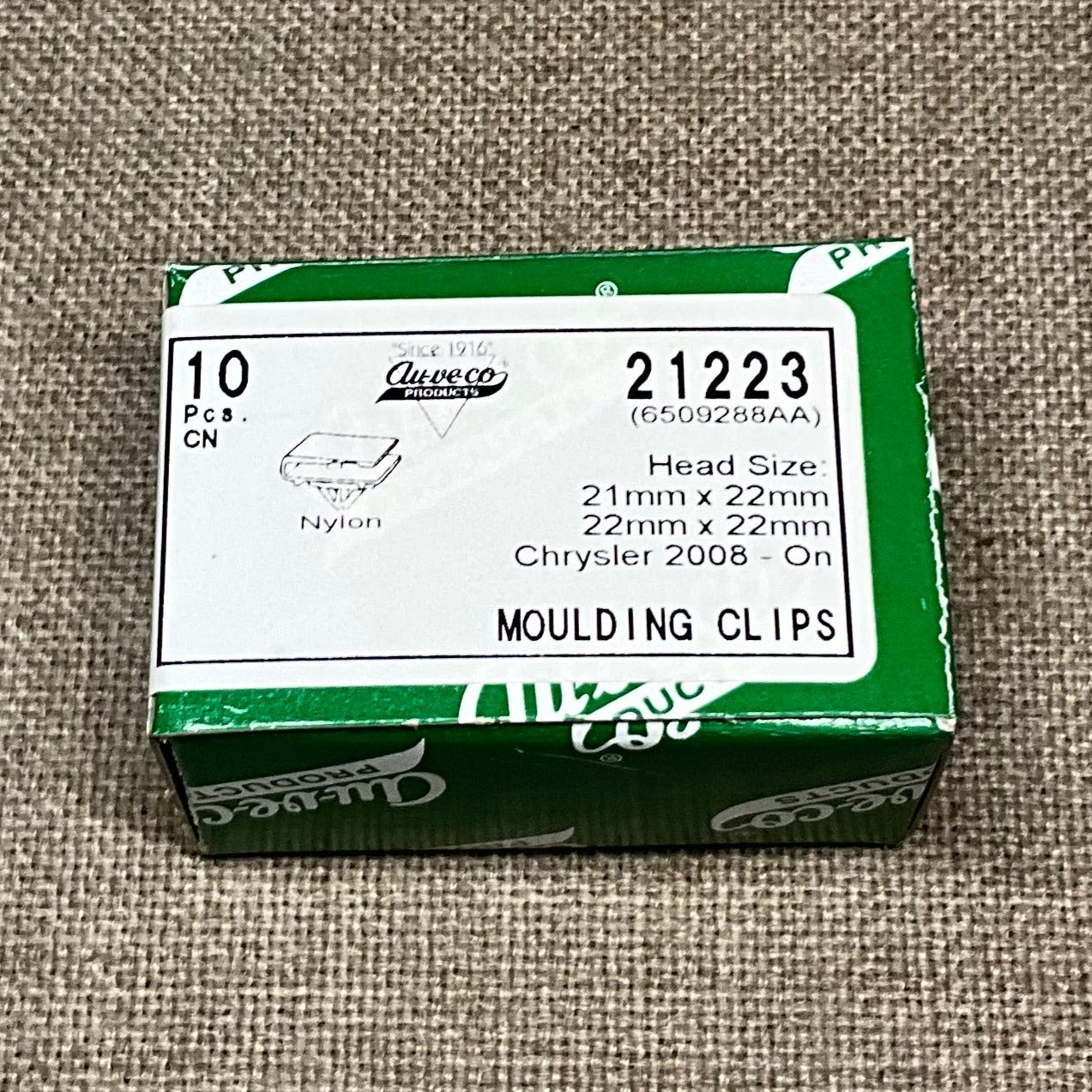 Auveco 21223 Rocker Moulding Clips with Sealer Fits Chrystler 6509288AA 10 Pcs.