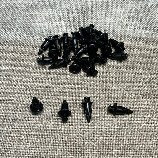 25 Auveco 21249 Push Type Retainer Fastener For Toyota 904670707122