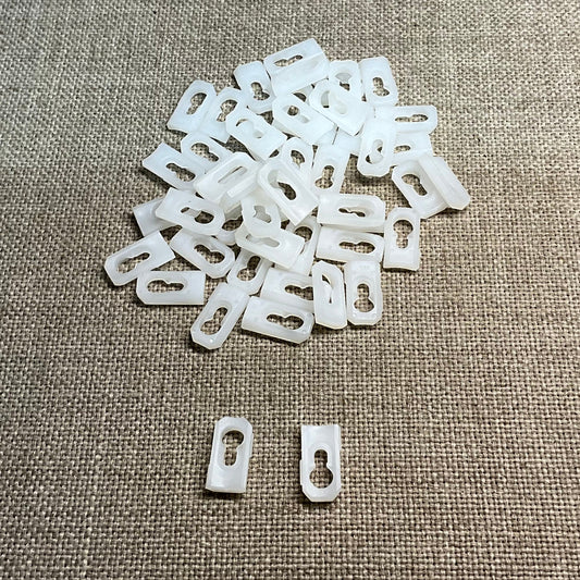 Auveco 10632 General Motors 7731589, Nylon Molding Clips, 50 Pcs, Made in USA