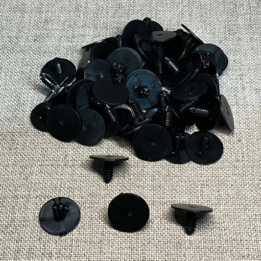 Auveco 19541 Chrystler Hood Insulation Retainer Black Nylon 50 pcs.