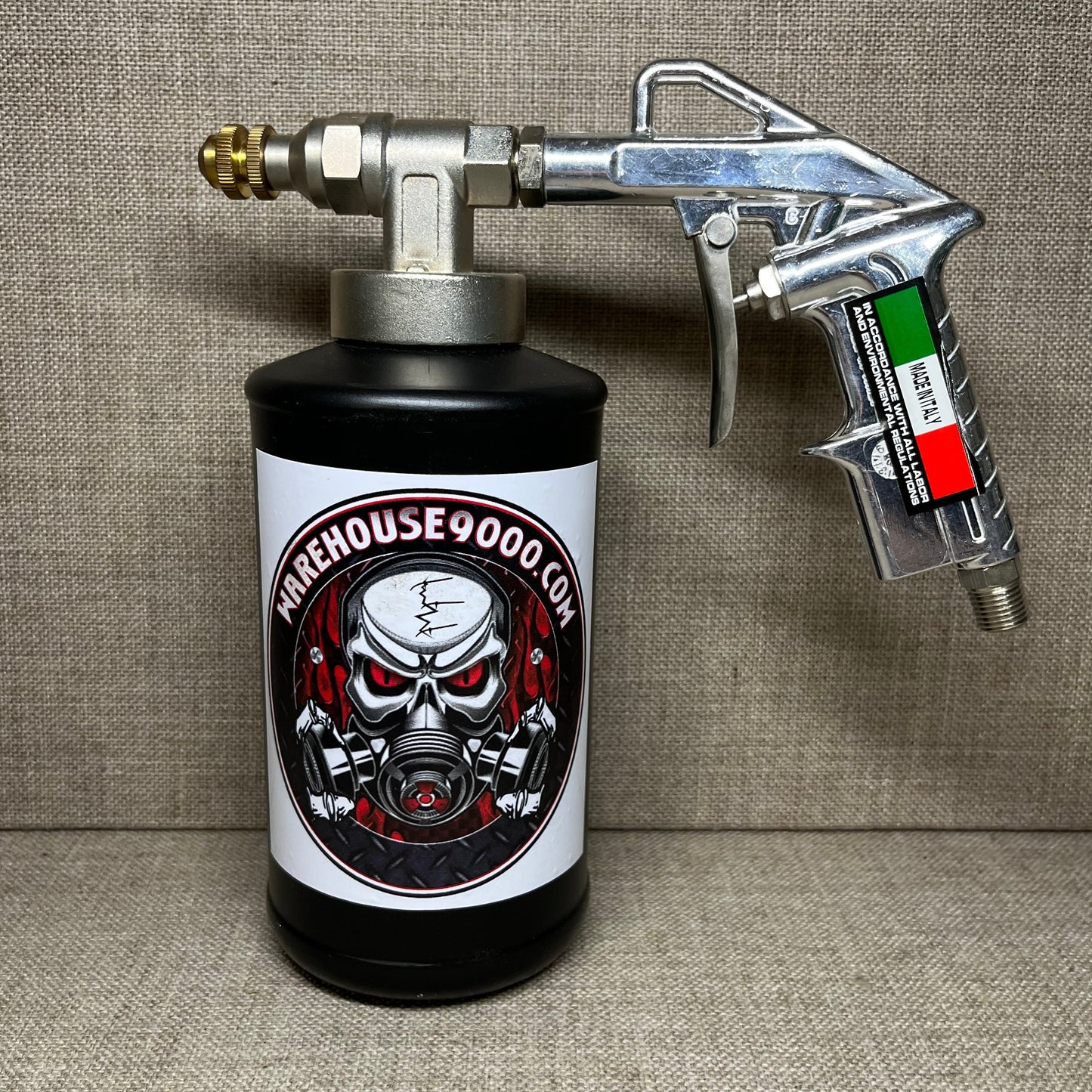 Pro Undercoating Spray Gun and 1 Quart Bottle