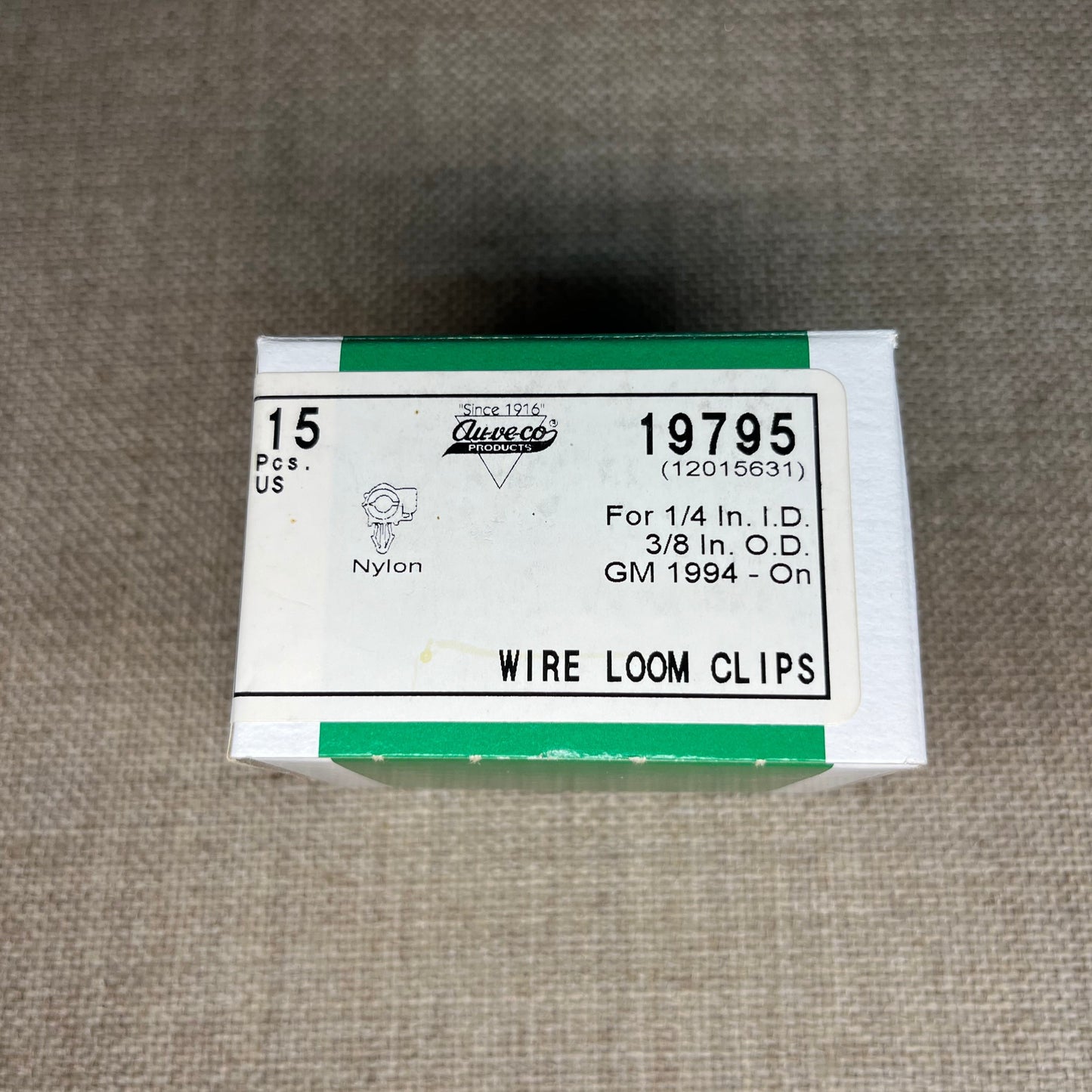 15 Auveco 19795 Wire Loom Routing Clips 1/4" I.D. 3/8" O.D. For GMM 12015631